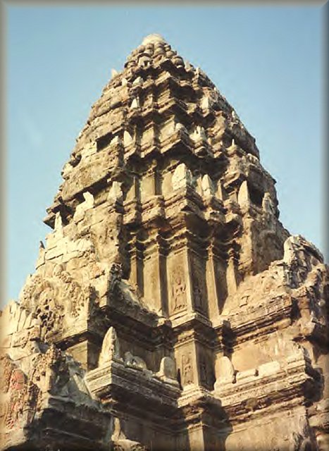 Les tours du temple inspirées pour leur forme des fleurs de lotus.